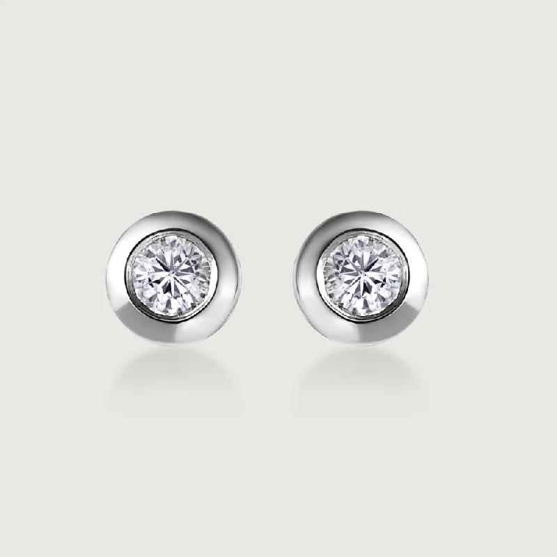 Ladies gold hoop earrings-Solitaire Diamond Stud Earrings in Platinum VS-EF diamonds