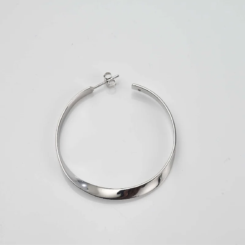 Ladies large hoop earrings-Sleek Horizon Single Twist Hoops