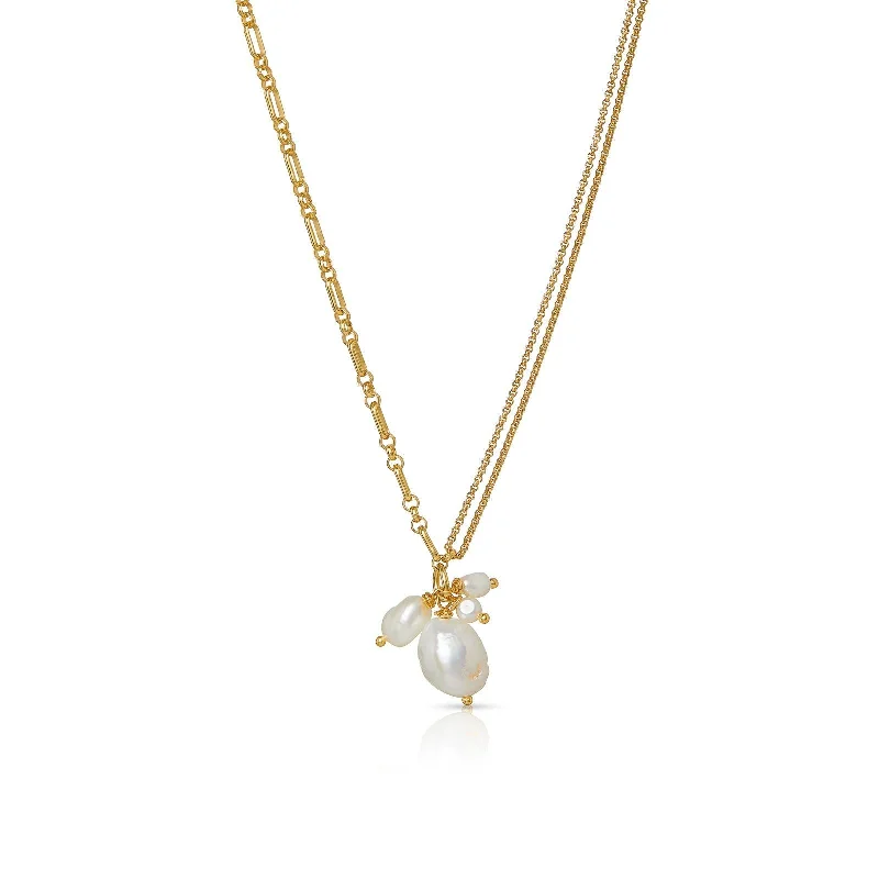 Ladies minimalist diamond necklaces-Úrsula 18K Gold Plated Necklace w. Pearls