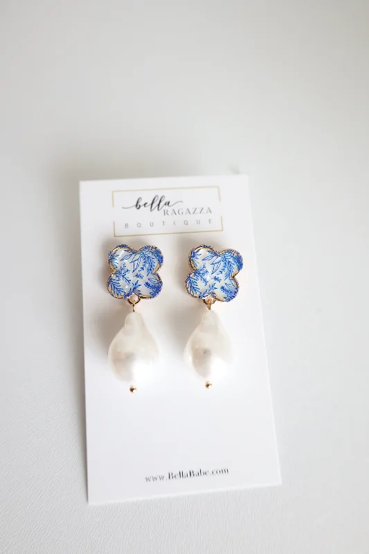 Ladies heart-shaped earrings-Chloe Clover Earring