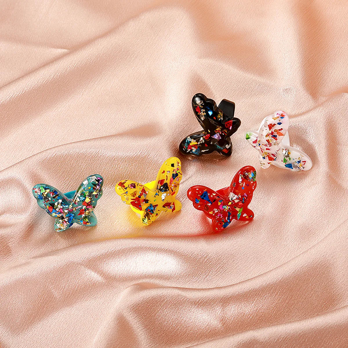 Ladies luxury rings-Ins New Acrylic Butterfly Ring 2021 Cute Fun Resin Ring European And American Retro Animal Bracelet For Women