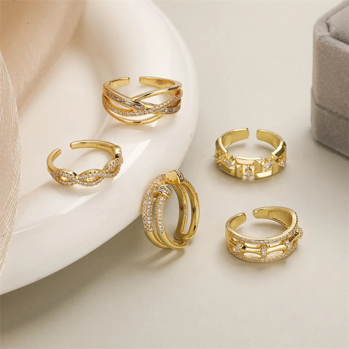 Ladies adjustable rings-Luxurious Irregular Copper Plating Inlay Zircon Gold Plated Open Rings