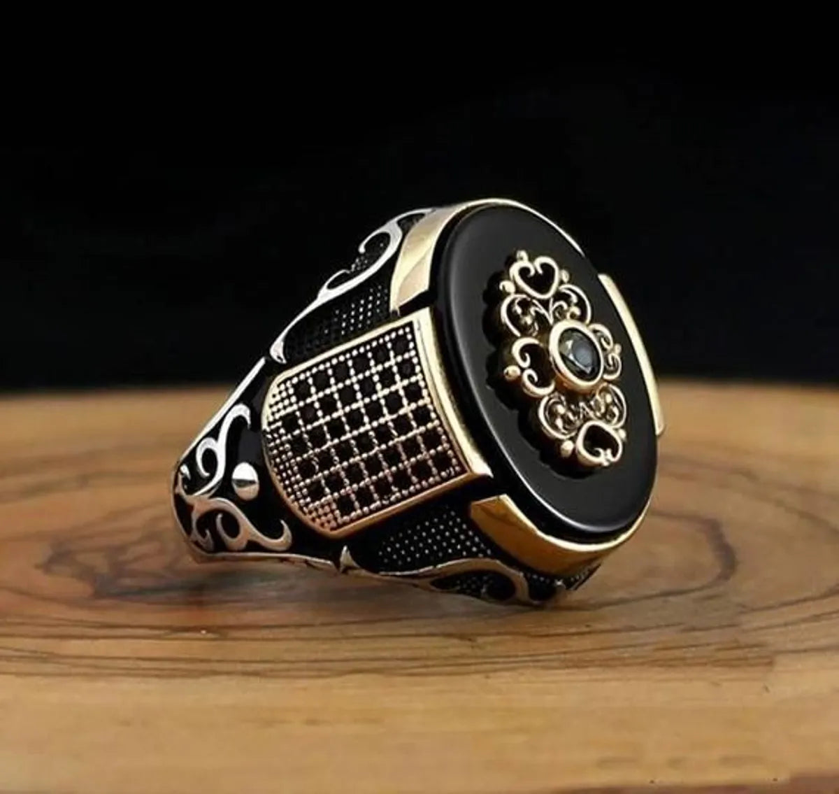 Ladies antique rings-Retro Geometric Alloy Men's Rings