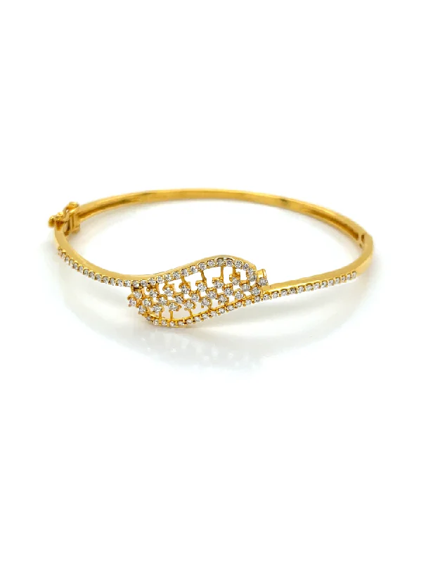 Ladies tennis bracelets-Diamond Bangle Bracelet 18 Karat