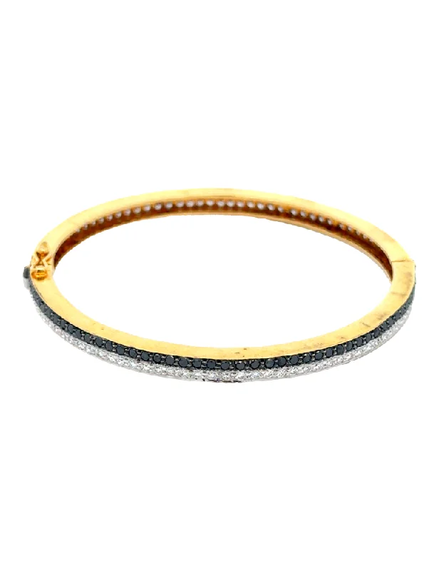 Ladies bangle bracelet sets-Elegant Diamond Studded Bangles - 18 Kt