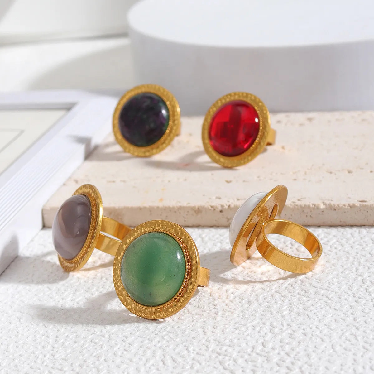 Ladies round-cut rings-Wholesale Jewelry Glam Lady Shiny Round Alloy Natural Stone Inlay Rings