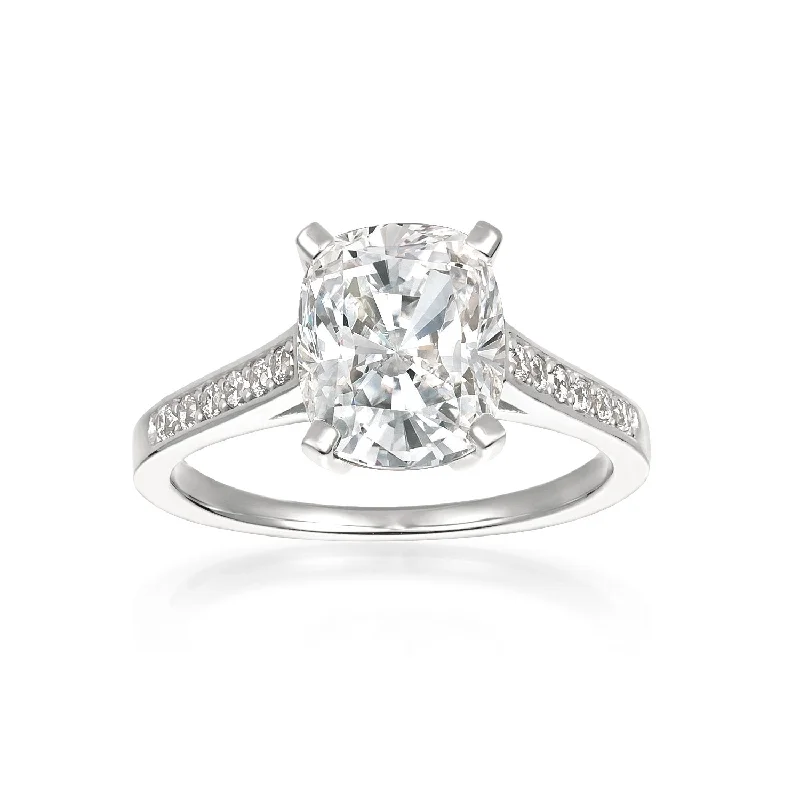 Ladies princess-cut rings-CRISLU Radiant Cushion Cut Ring finished in Pure Platinum