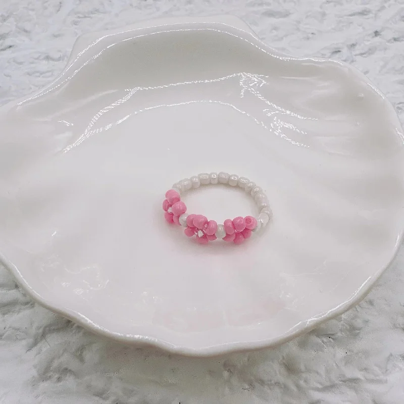 Three Flower Ring (Pink)